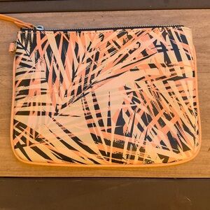 Slim make up bag in EUC